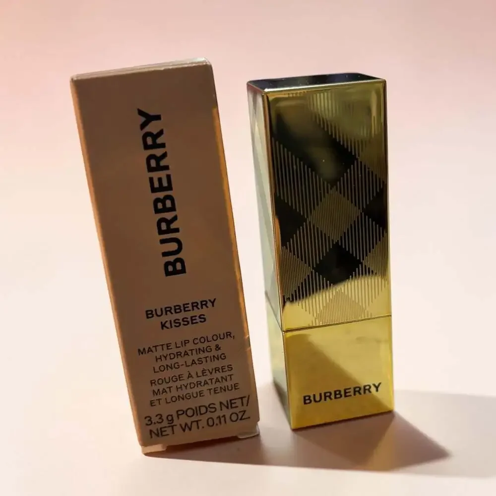 Burberry Kisses Matte Lip Colour